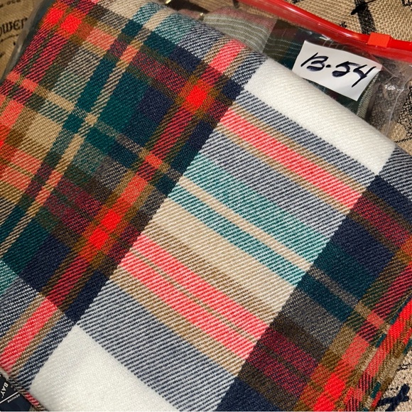 J.Crew NWOT! Classic Plaid Scarf White/Multi Juniper - Picture 14 of 14